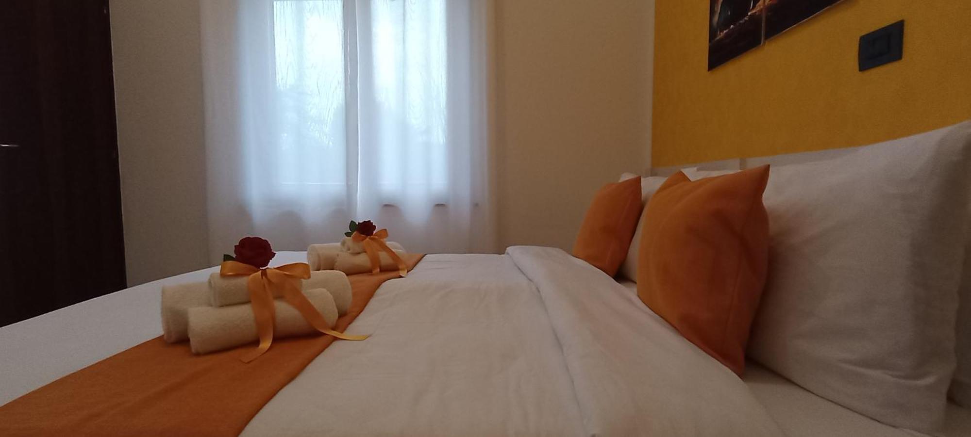 G&G Giusy E Gabry Bed & Breakfast Santhia Ngoại thất bức ảnh